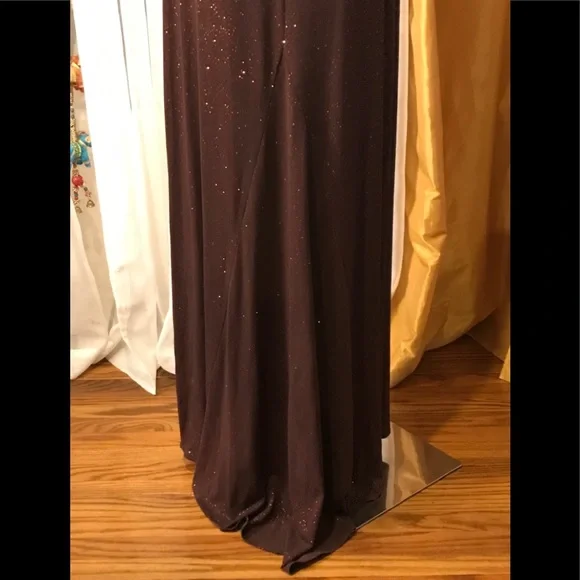 City Triangles long evening dress - Picture 7 of 10